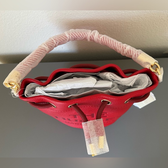 NWT Marc Jacobs Red Bucket Bag - Picture 6 of 15